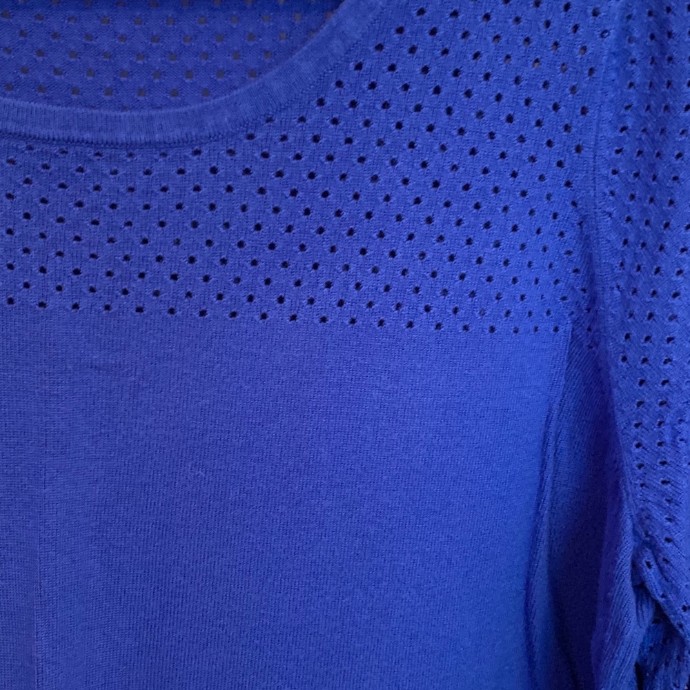 Sweater - Picture 2 of 3